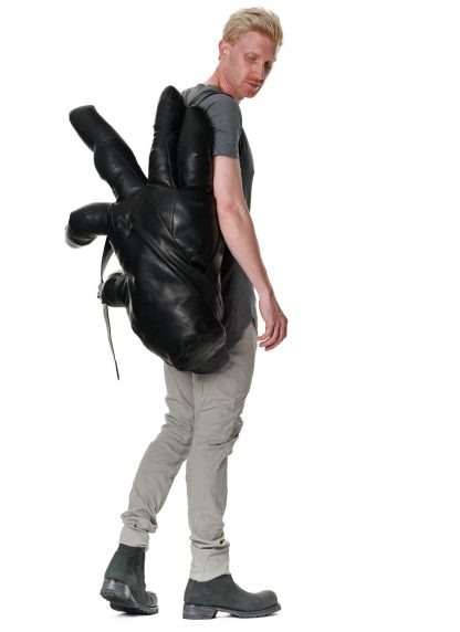 LEON EMANUEL BLANCK DIS HANDBP 01 Distortion Hand Backpack Tasche horse leather black hide m 8